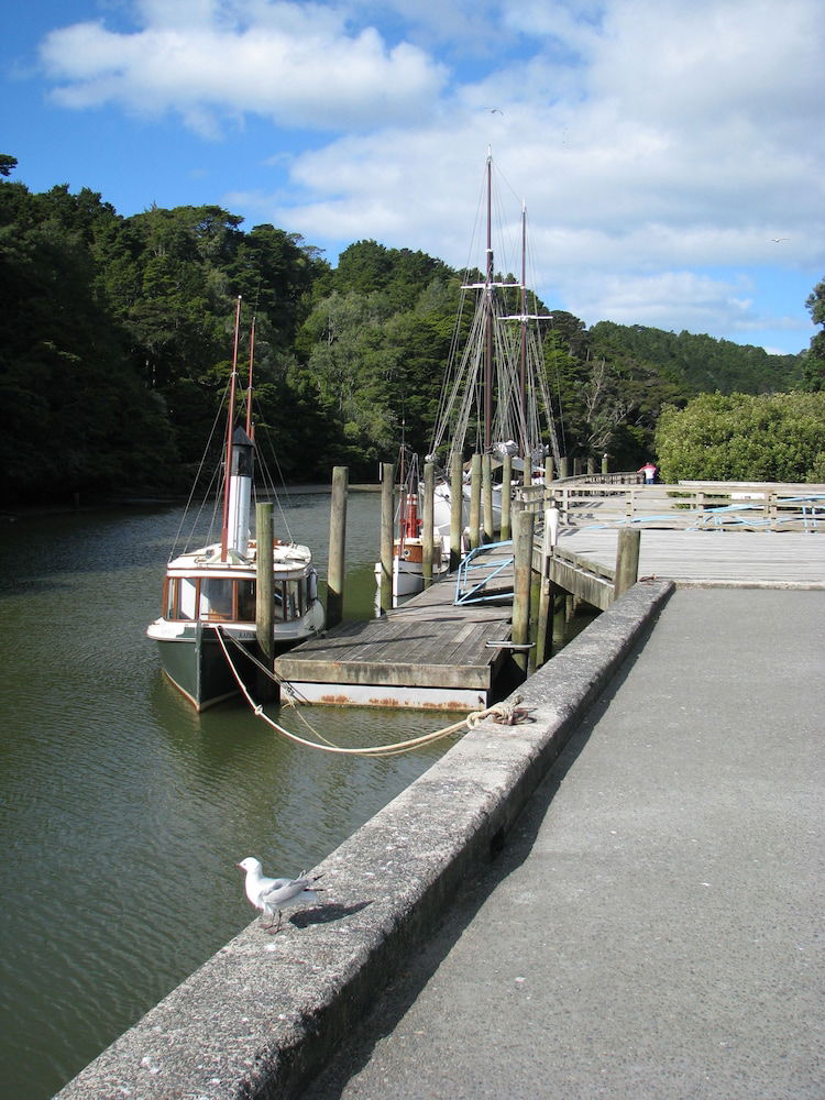 Hotel Bridgehouse Lodge