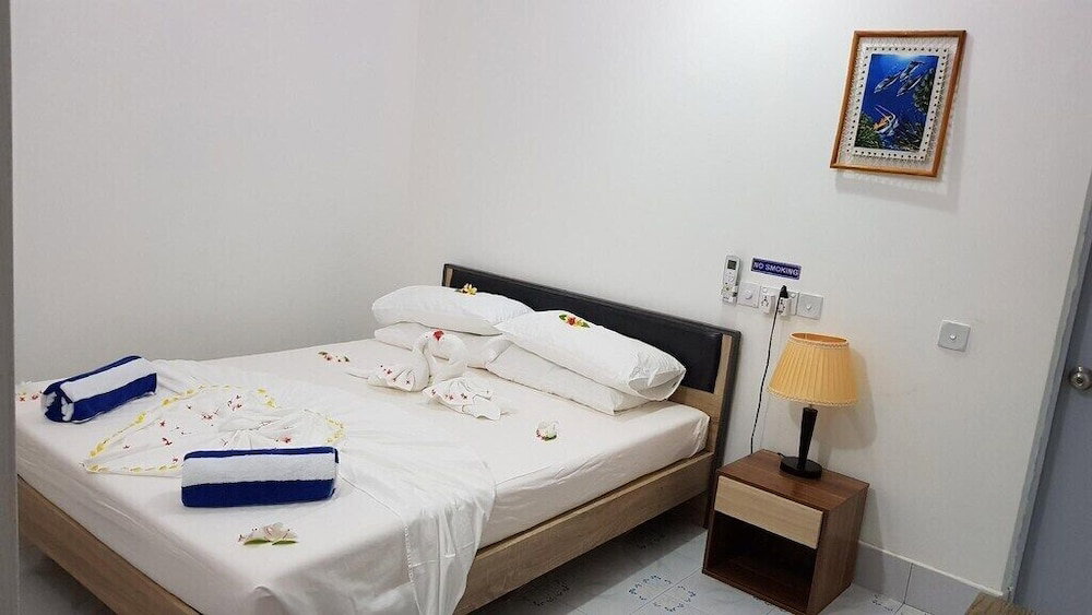 Hotel Mandhoo Retreat