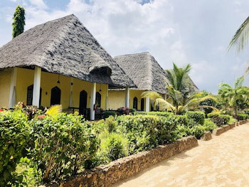 Kiwengwa Apartments
