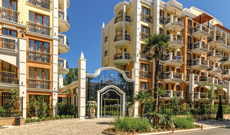 Hotel Harmony Suites Grand Resort