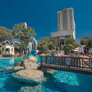 Hotel Long Beach Garden Hotel & Pavilion cazare Chon Buri