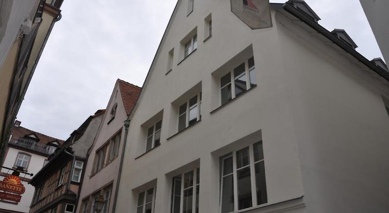 Hotel Le 32