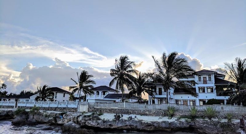 Kena Beach Villas