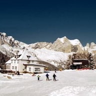 Hotel San Giovanni cazare Vigo di Fassa