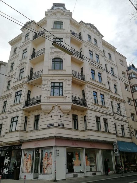 Liv'in Residence by Fleming's Wien-parlament