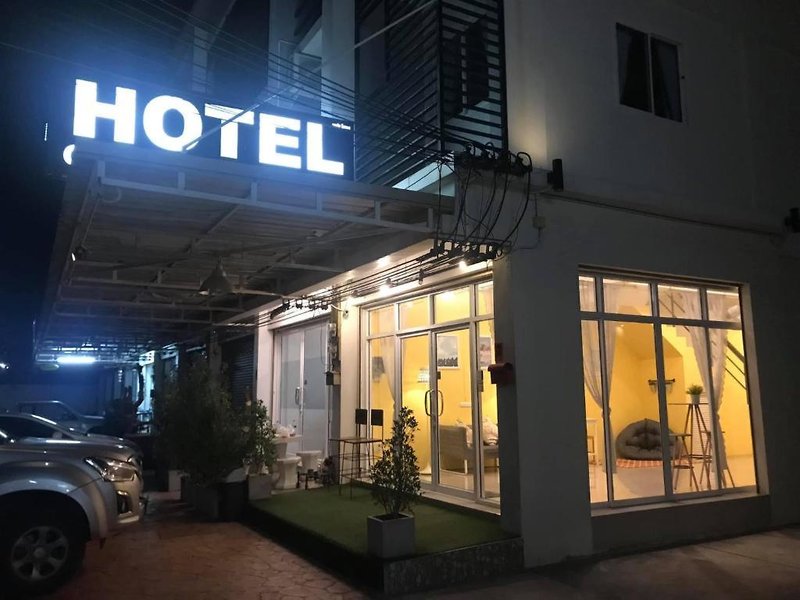 Day Ii Hotel