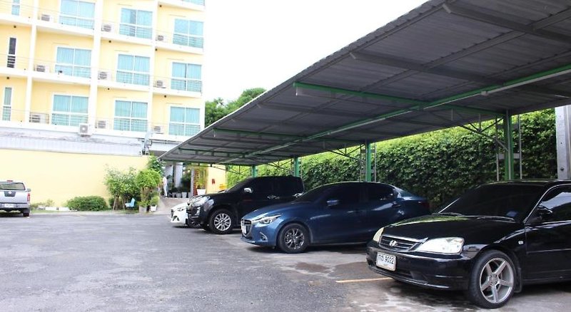 Hotel The Icon Place At Central Pattaya