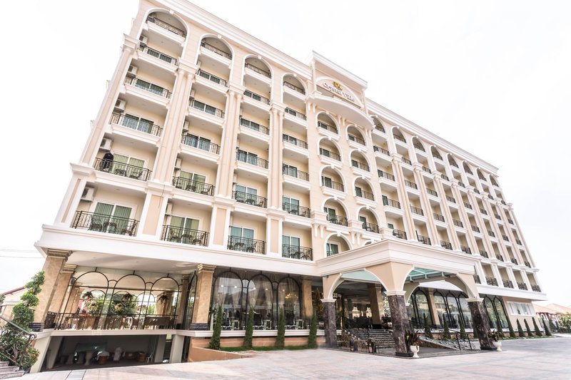 Hotel Lk Crystal Ville