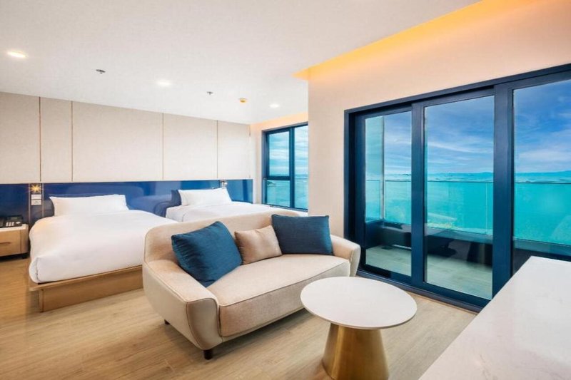 S Sriracha Hotel And Residence