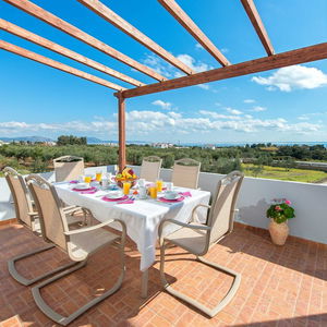 Sejur Orianna Sea View Villa vacanta Gennadi