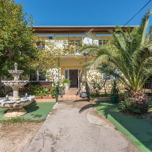 Hotel Apartments And Rooms Dragica cazare Starigrad