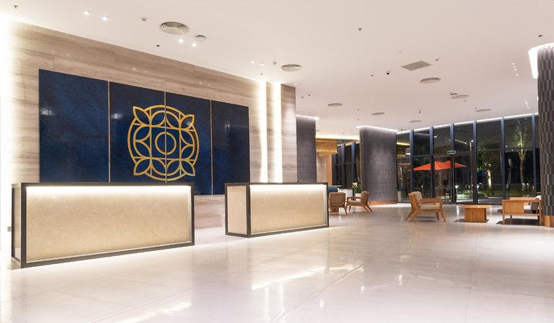 Hotel The Empyrean Cam Ranh Beach Resort