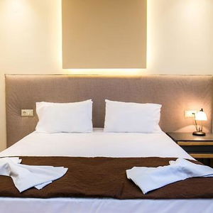 Hotel Villa Katerina cazare Potos