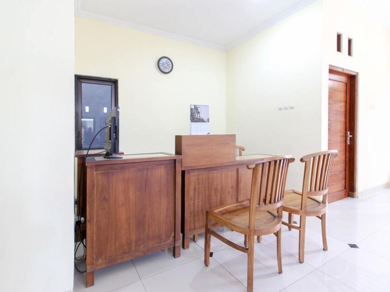 Hotel Reddoorz Near Rumah Sakit Condong Catur