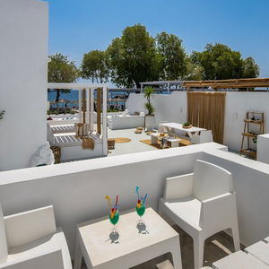 Sejur Sol Mare Salis vacanta Kamari