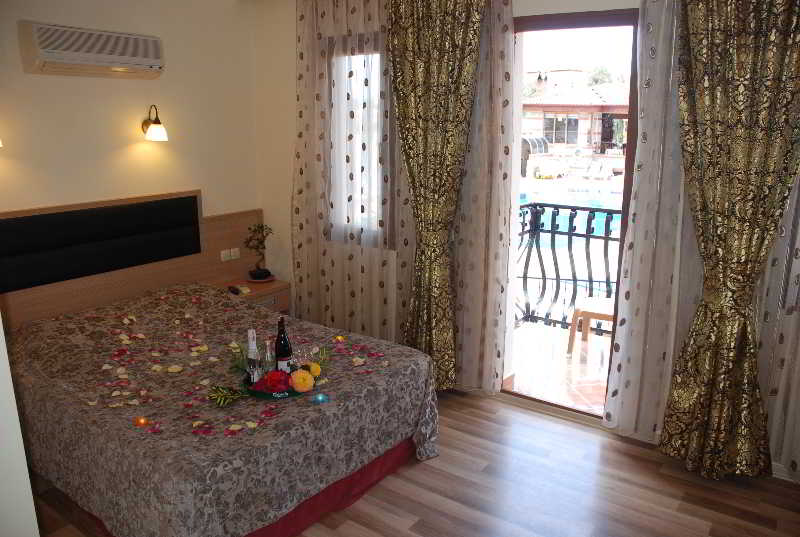 Hotel Magictulip Beach Hotel