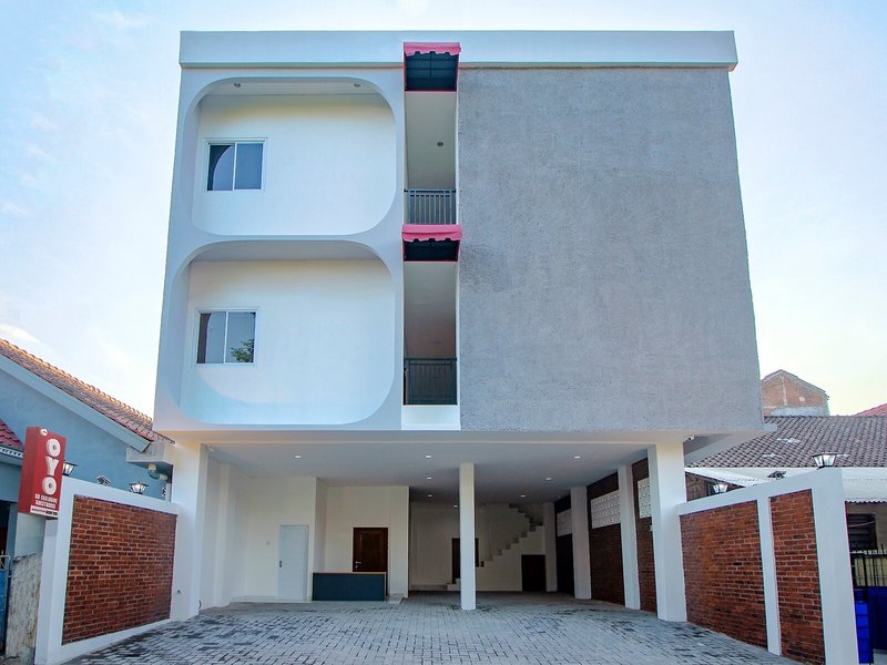 Hotel Super Oyo 1319 88 Exclusive Guesthouse