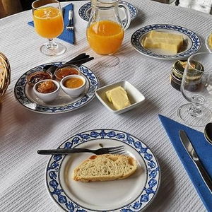 Hotel Os Moinhos cazare Velas