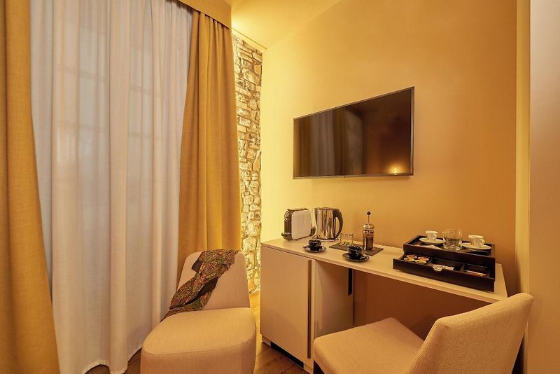 73 Boutique Hotel