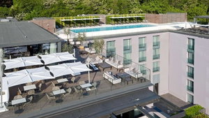 Hotel Hilton Lake Como cazare Como