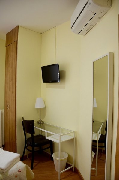 Hostal Nersan Ii