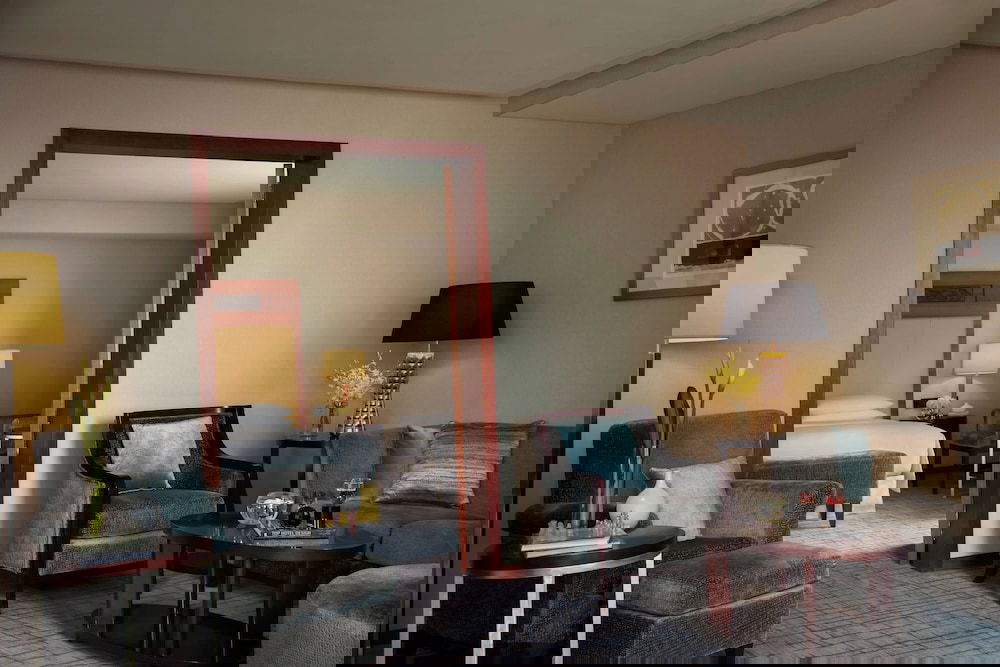 Hotel Renaissance Wuhan