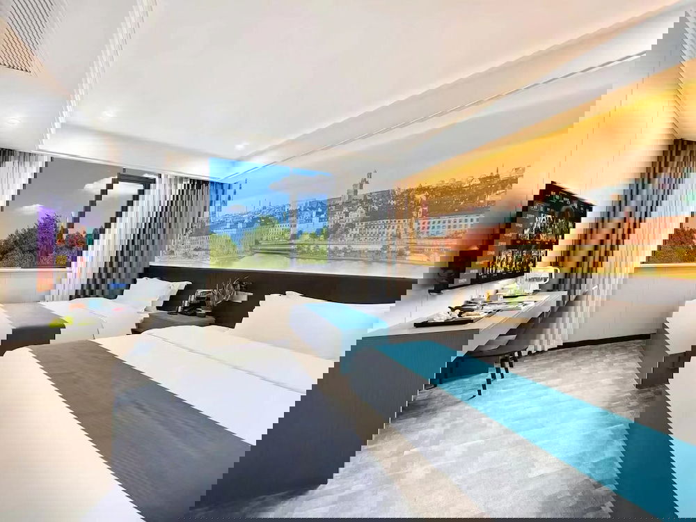 Hotel Holiday Panda Hotel