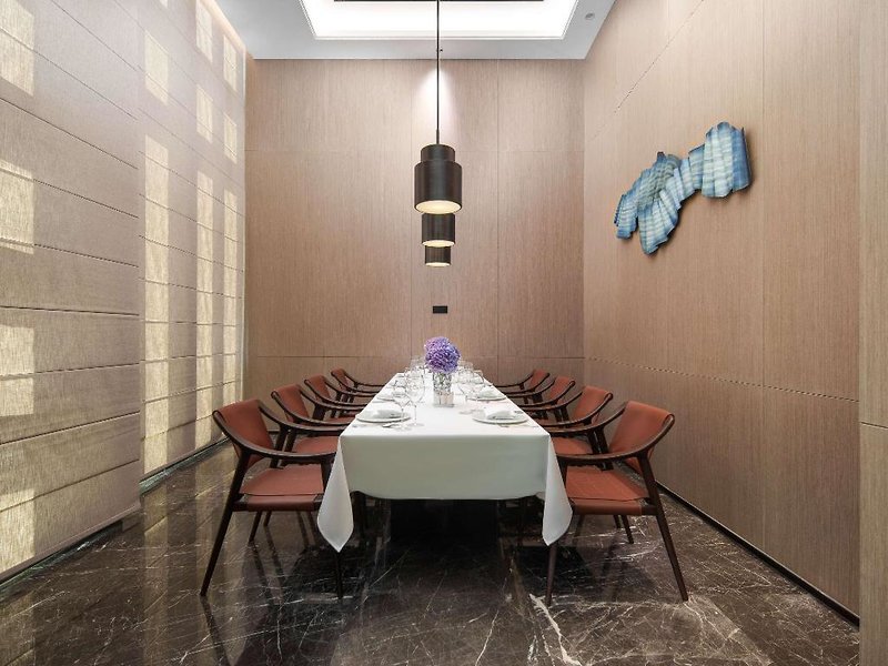 Hotel Grand Mercure Wuhan International Expo Center