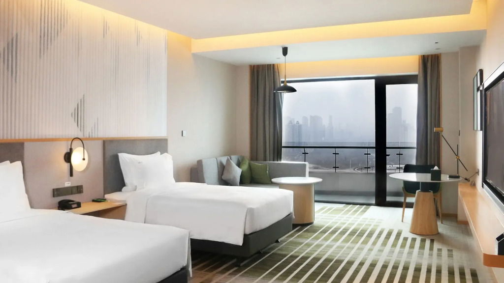 Hotel Holiday Inn And Suites Wuhan International Expo