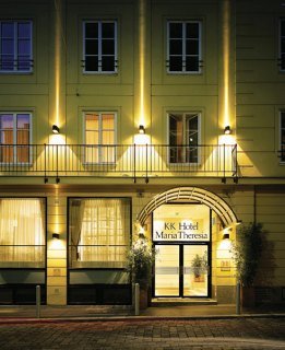 Hotel K+K Hotel Maria Theresia cazare Gandia