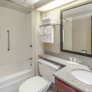 Hotel Baymont By Wyndham Michigan City cazare Michigan City