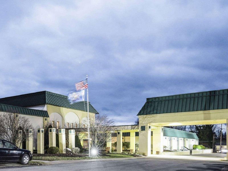 Hotel Ramada By Wyndham Indiana