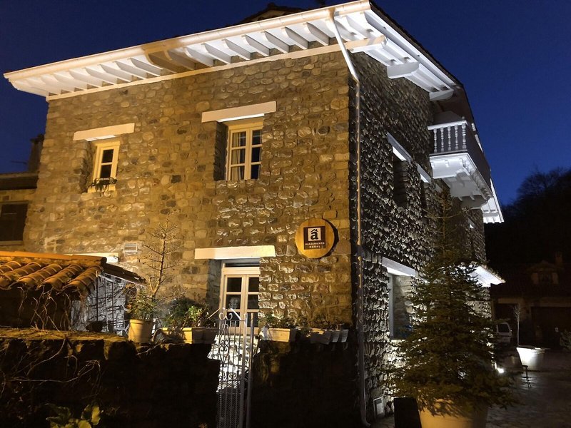 Hotel El Bosque De La Anjana