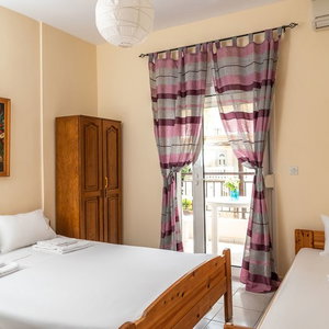 Hotel Chris Apartments cazare Kalithea