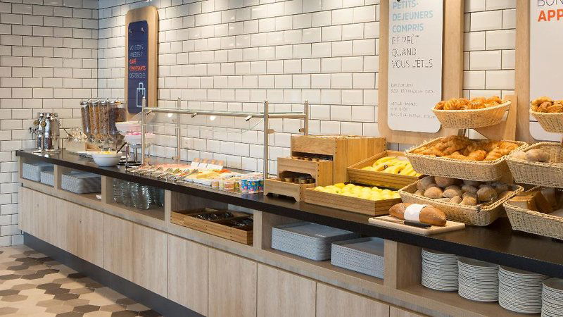 Hotel Holiday Inn Express Geneva Airport