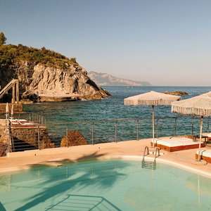Hotel Maya Beach Resort cazare Massa Lubrense