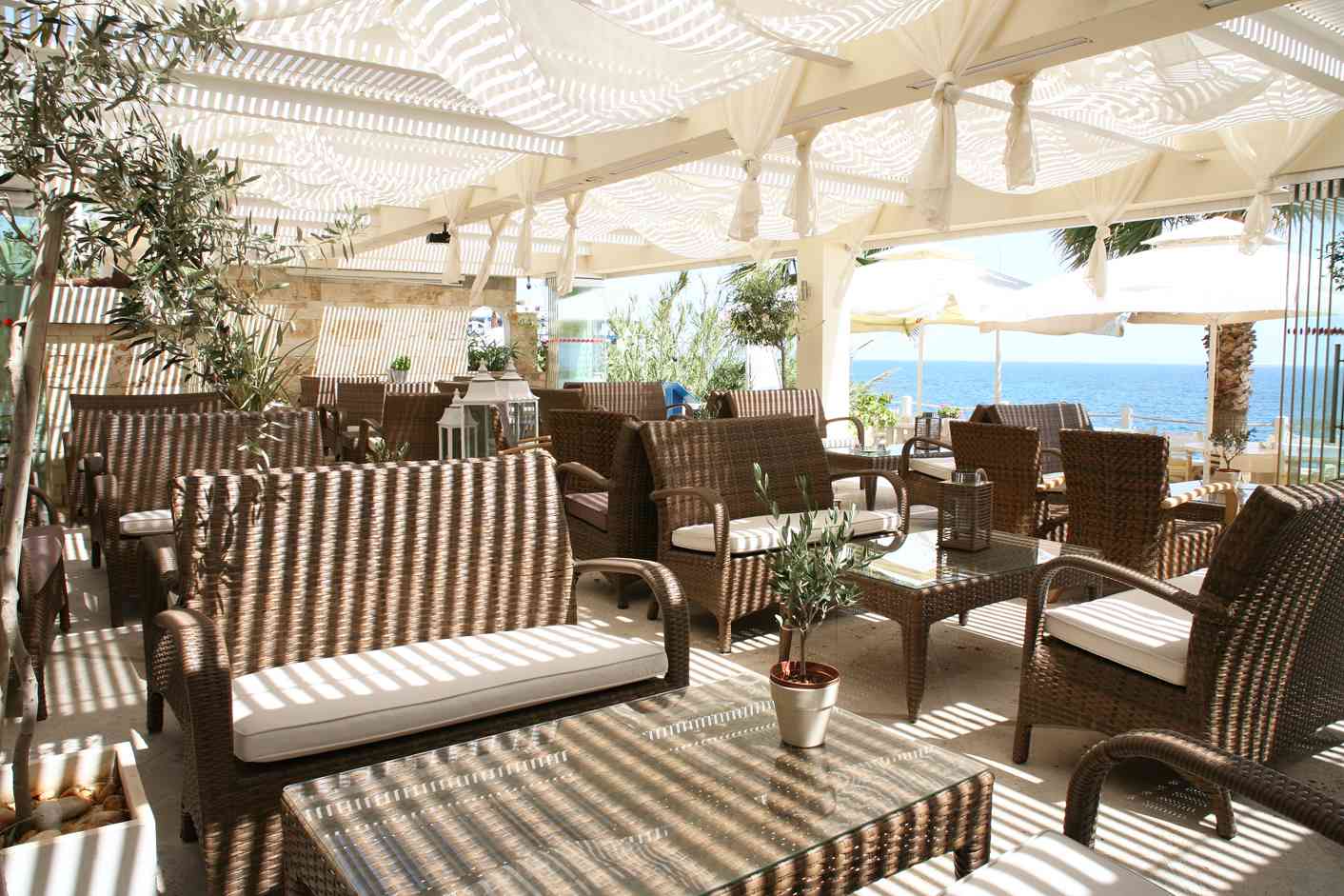 dal travel Glaros Beach