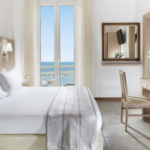 Hotel Riviera cazare Adria