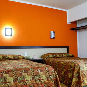 Hotel Montreal cazare Leon de los Aldama