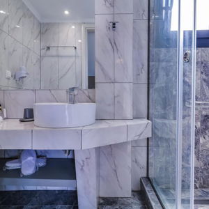 Hotel Theros Luxury Suites cazare Skala Potamias