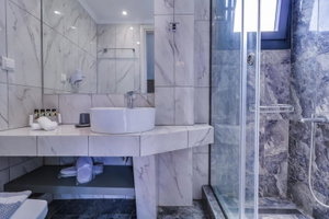 Hotel Theros Luxury Suites cazare Skala Potamias