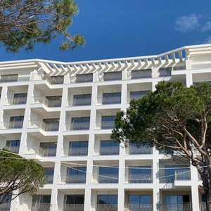 Hotel Fllad Resort Spa Durres cazare Golem