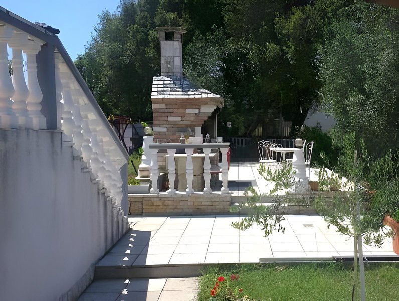 Hotel Apartments Ivanisevic