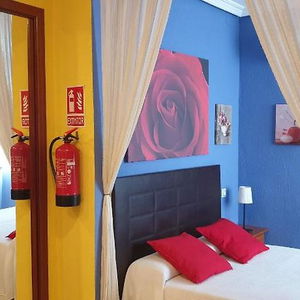 Hotel Dana Sol Apartments cazare Madrid