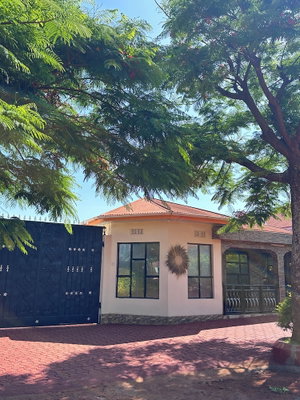 Hotel Amora Homestay cazare Kiratu