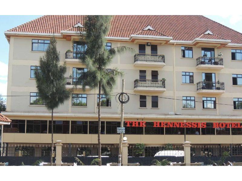 Hotel The Hennessis Hotel