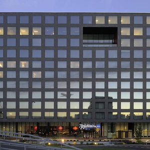 Hotel Radisson Blu Hotel, Zurich Airport cazare Zurich