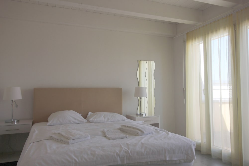Hotel Swiss Star District 11