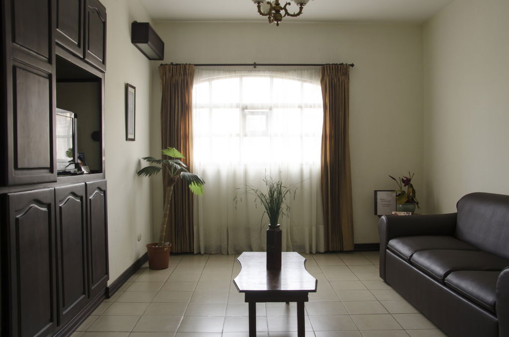 Hotel Plaza Real Suites & Apartments