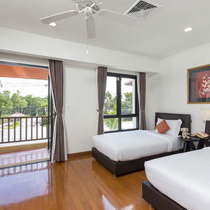 Hotel Laguna Fairways cazare Cherngtalay